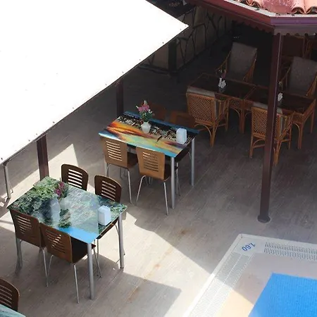 Elit Garden 2* סייד